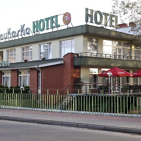 Hotel Restauracja Kaukaska Jadwiga Choroszy Wolsztyn Ngoại thất bức ảnh